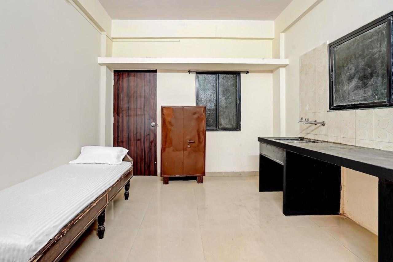 Amba Executive An Apartment Hotel Mundhva Zewnętrze zdjęcie